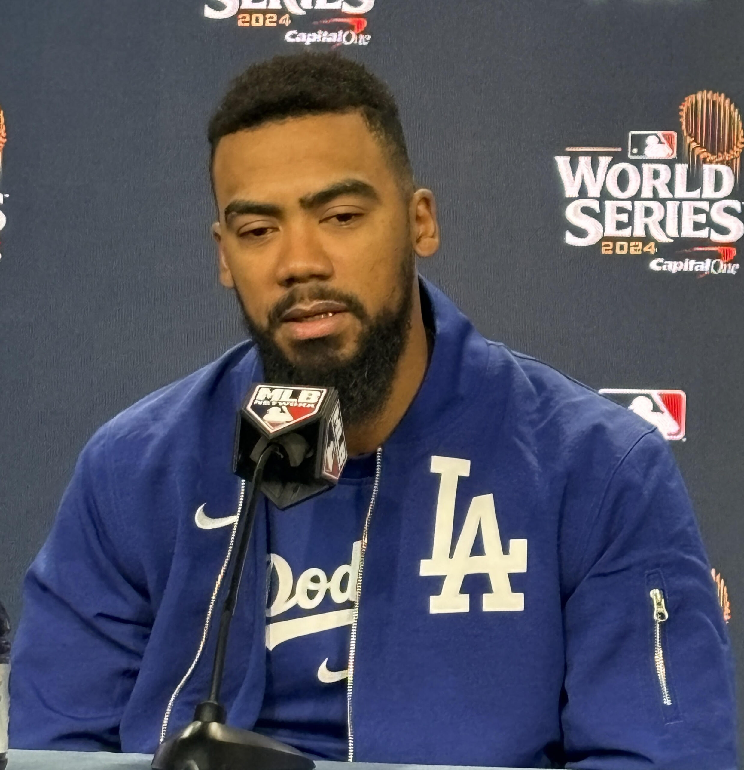 Teoscar Hernández : Le pedí tanto a Dios ganar una Serie Mundial