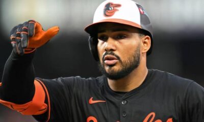 Anthony Santander acuerda con los Azulejos por 5 años y 90 millones de dólares